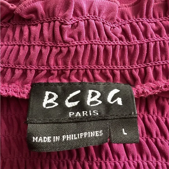 One Black ❣️ BCBG Paris Tops Lg - Picture 12 of 16
